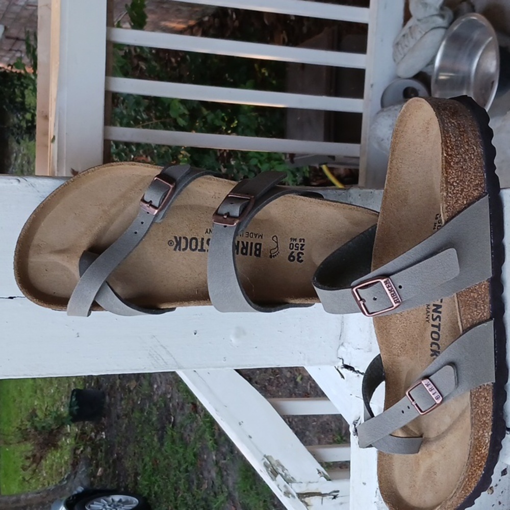 Birkenstock sandals size 39, gray